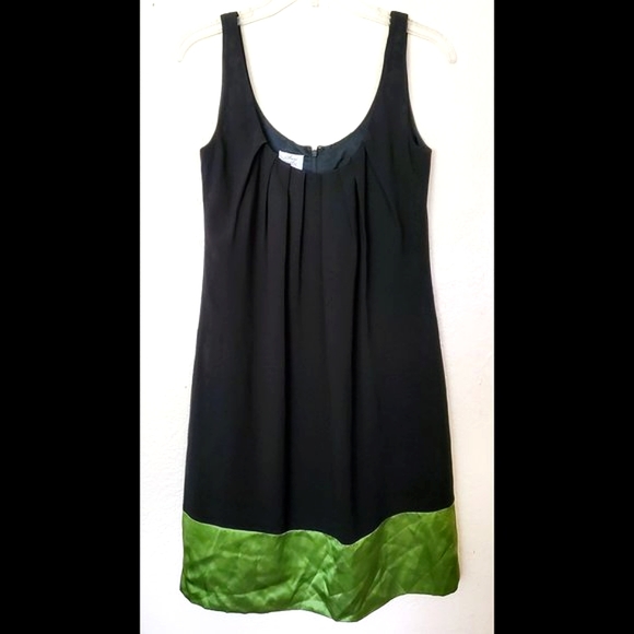 Suzi Chin for Maggy Boutique Dresses & Skirts - Suzi Chin - Black Sleeveless Shift Dress with Green Trim Accent